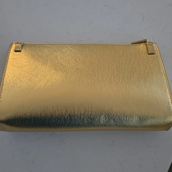 New never used Dolce and Gabbana gold clutch Purse D&G Beauty Vip Clutch Bag - Picture 3 of 12